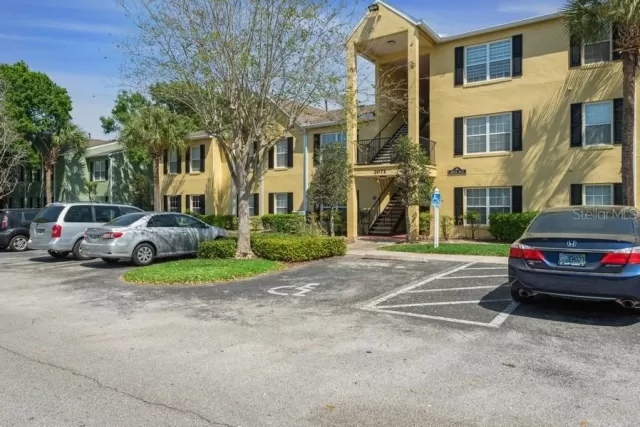 MLS: O5931013 Condo For Sale