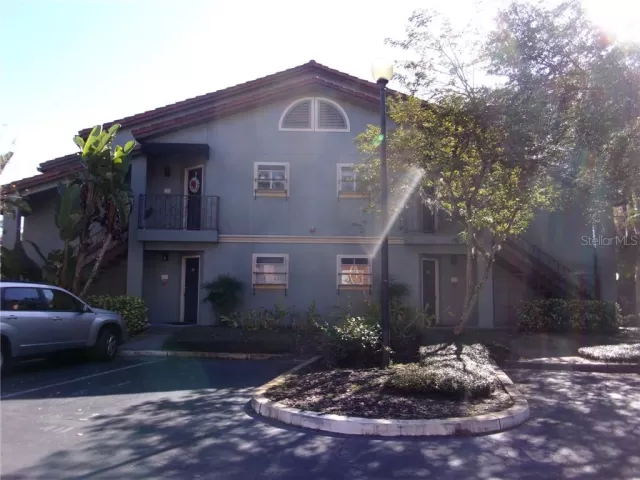 MLS: O5933116 Condo For Sale