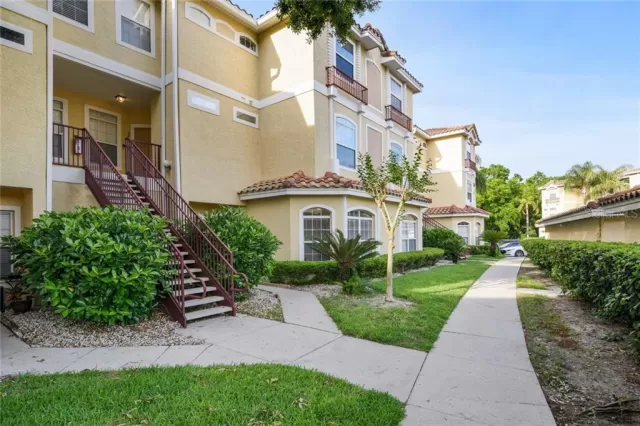 MLS: O5933429 Condo For Sale