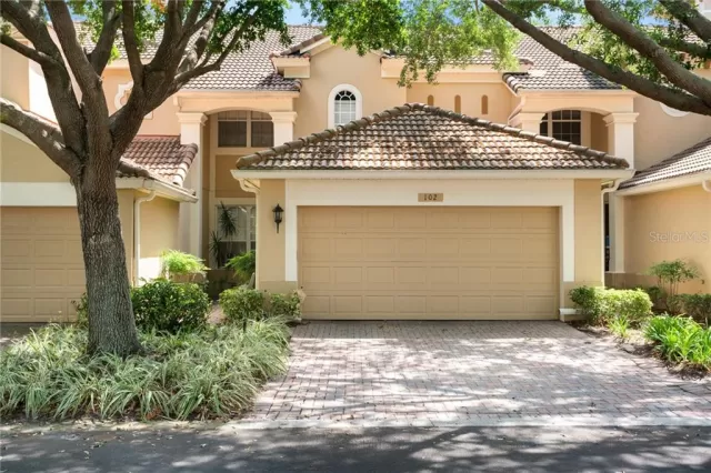 MLS: O5934198 Condo For Sale