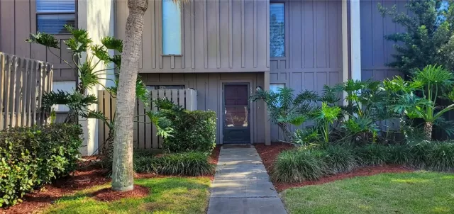 MLS: O5934628 Condo For Sale