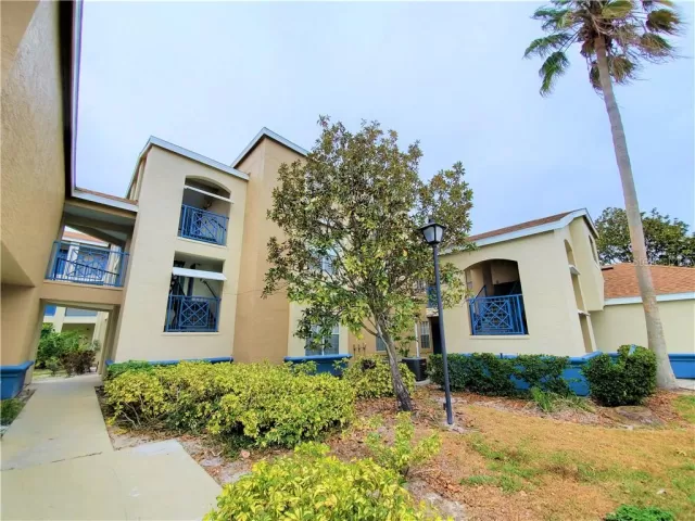 MLS: O5934706 Condo For Sale