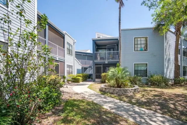 MLS: O5934838 Condo For Sale