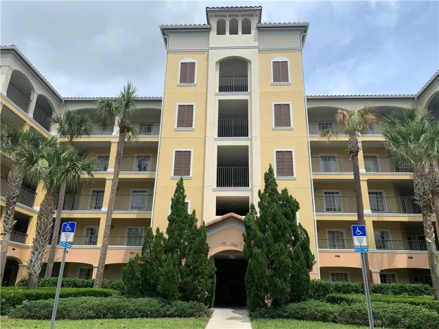 MLS: O5935338 Condo For Sale