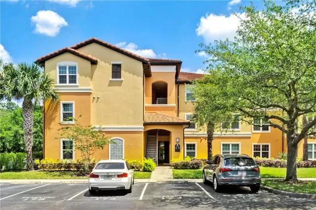 MLS: O5935477 Condo For Sale