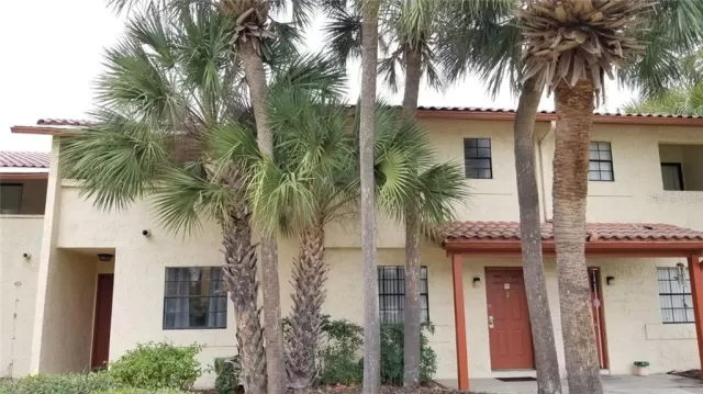 MLS: O5936068 Condo For Sale