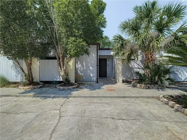 MLS: O5936071 Condo For Sale