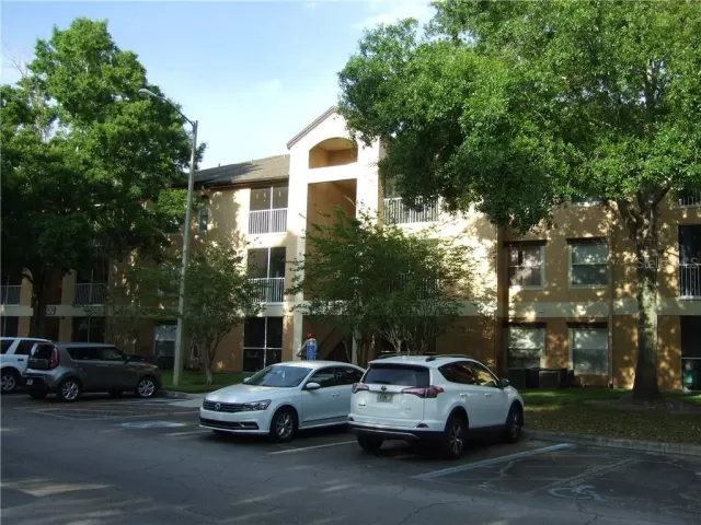 MLS: O5936429 Condo For Sale