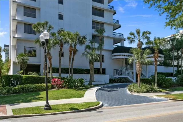 MLS: O5936473 Condo For Sale