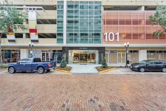 MLS: O5936608 Condo For Sale