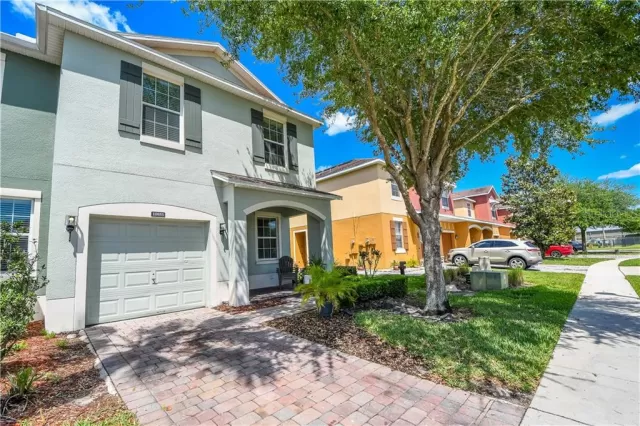 MLS: O5936898 Condo For Sale