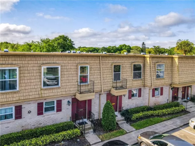 MLS: O5936989 Condo For Sale