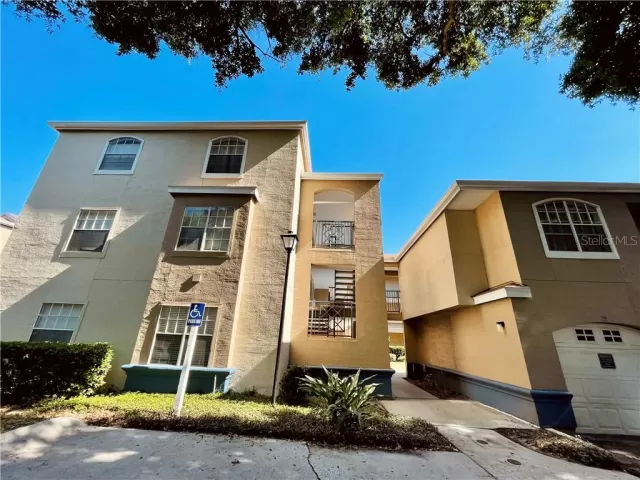 MLS: O5937120 Condo For Sale