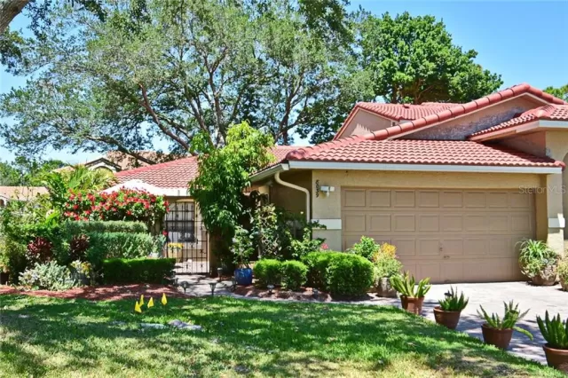 MLS: O5937278 Condo For Sale