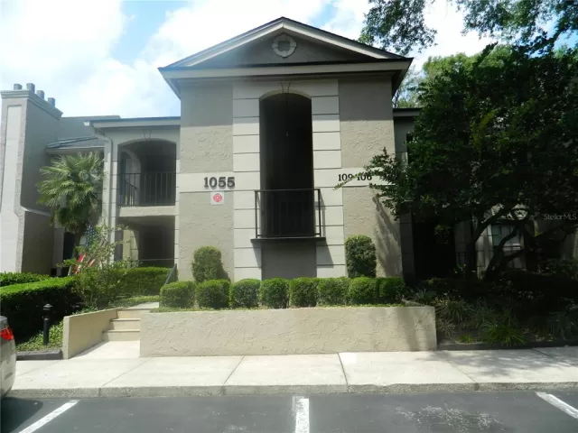 MLS: O5938113 Condo For Sale