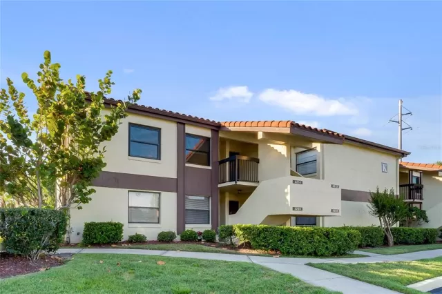 MLS: O5938538 Condo For Sale