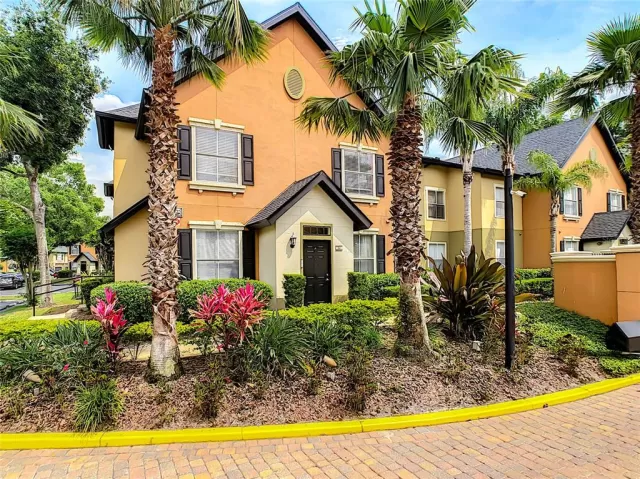 MLS: O5938571 Condo For Sale