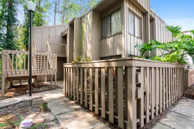 MLS: O5938668 Condo For Sale