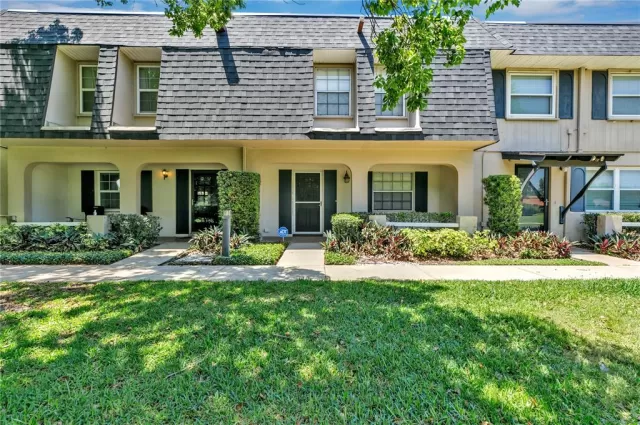 MLS: O5938691 Condo For Sale