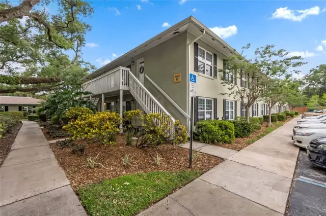 MLS: O5938772 Condo For Sale