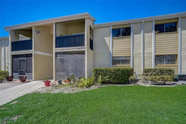 MLS: O5939053 Condo For Sale