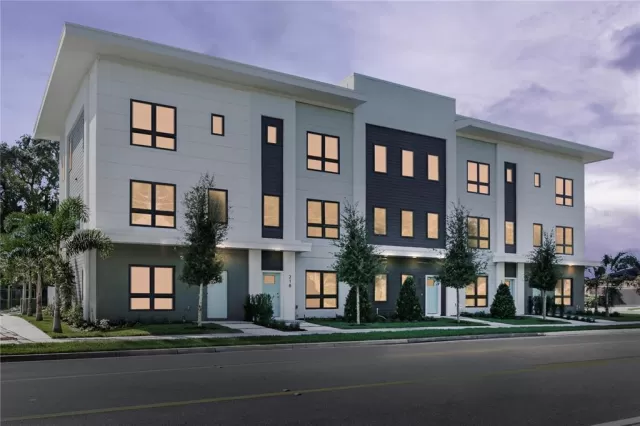 MLS: O5939316 Condo For Sale