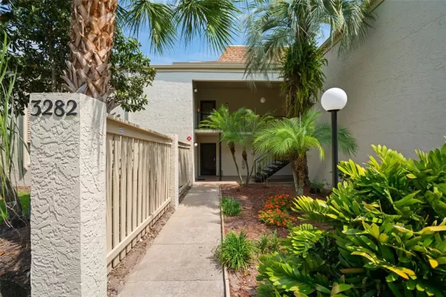 MLS: O5940023 Condo For Sale