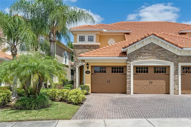 MLS: O5940028 Condo For Sale