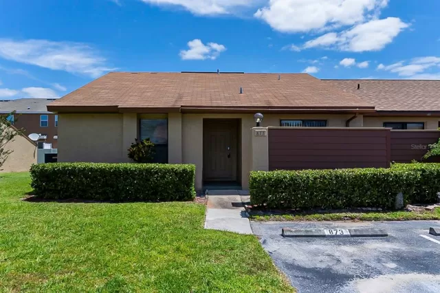 MLS: O5940659 Condo For Sale