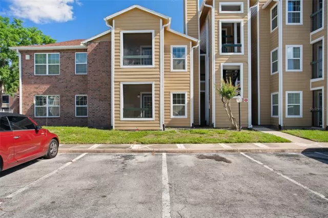 MLS: O5940708 Condo For Sale