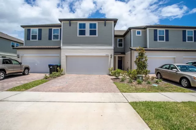 MLS: O5940824 Condo For Sale