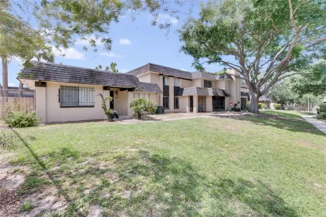 MLS: O5941526 Condo For Sale