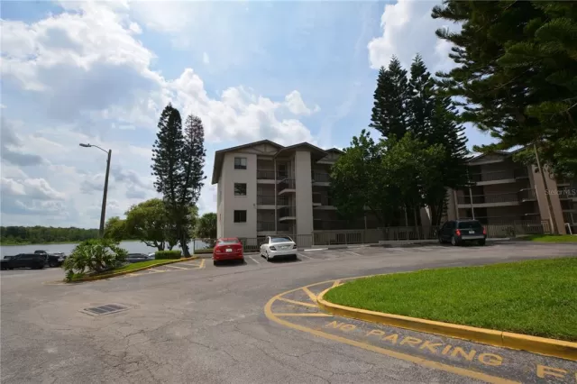 MLS: O5941555 Condo For Sale