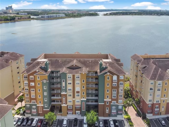 MLS: O5942087 Condo For Sale