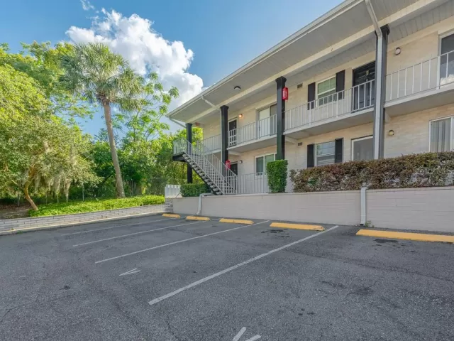 MLS: O5942202 Condo For Sale