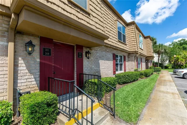 MLS: O5942232 Condo For Sale