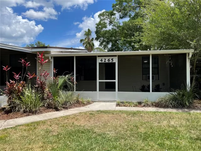 MLS: O5942589 Condo For Sale