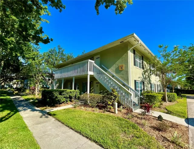 MLS: O5942943 Condo For Sale