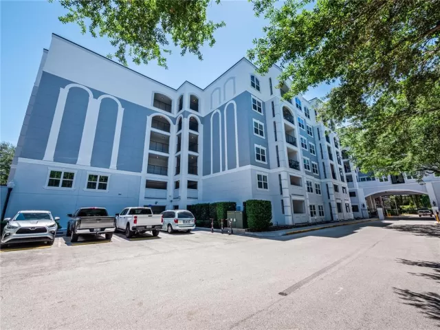 MLS: O5943105 Condo For Sale