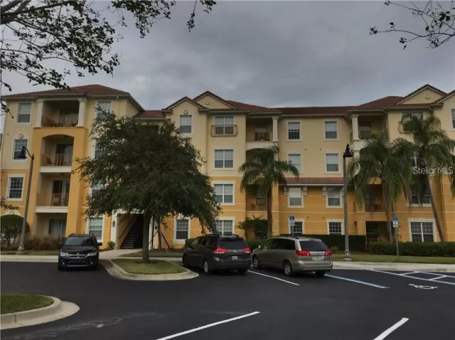 MLS: O5943258 Condo For Sale