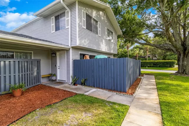 MLS: O5943499 Condo For Sale