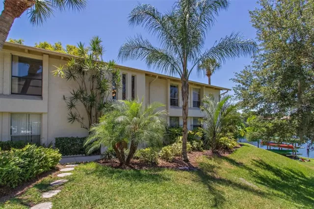 MLS: O5943644 Condo For Sale