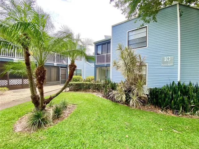 MLS: O5943841 Condo For Sale