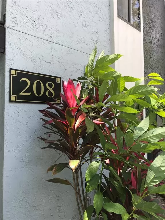 MLS: O5944901 Condo For Sale