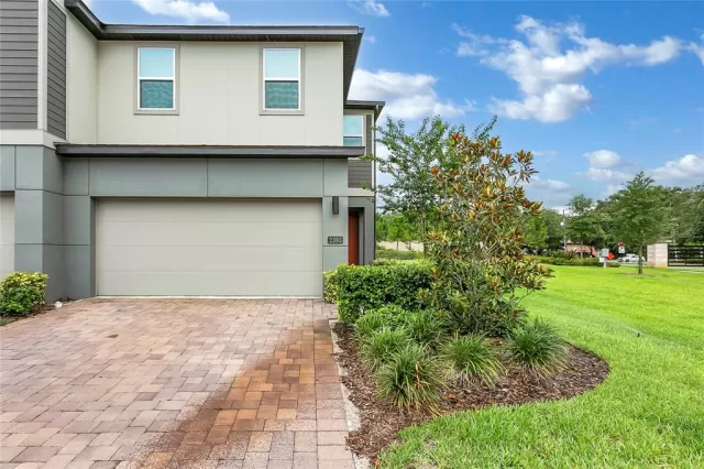 MLS: O5945335 Condo For Sale