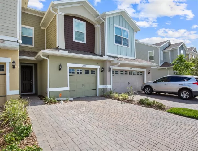 MLS: O5945950 Condo For Sale