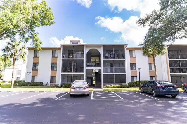 MLS: O5946369 Condo For Sale
