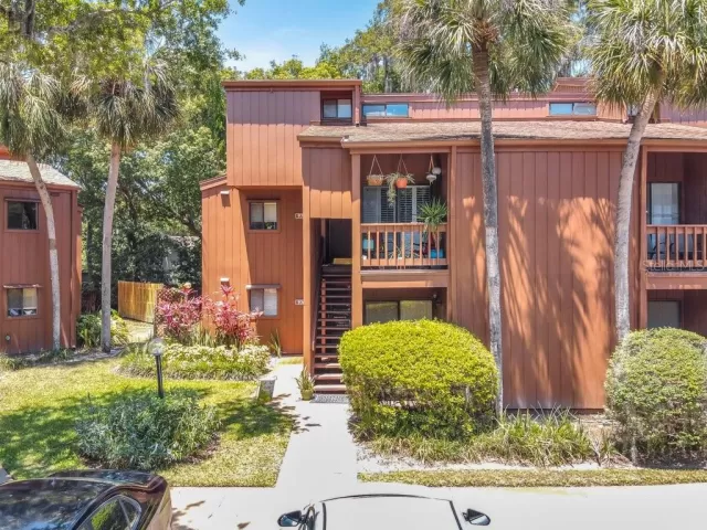 MLS: O5946647 Condo For Sale