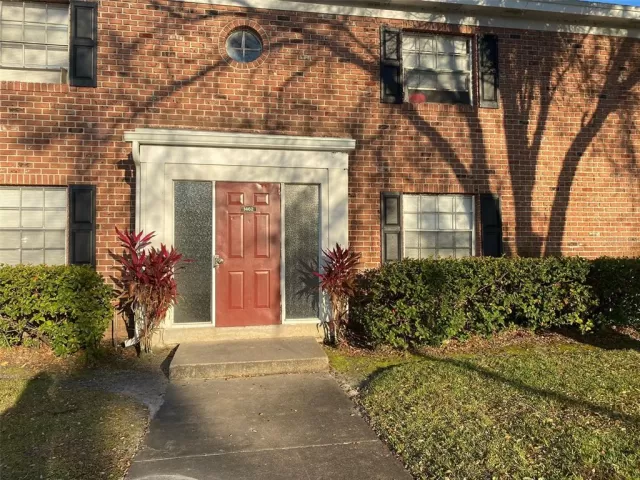 MLS: O5946709 Condo For Sale