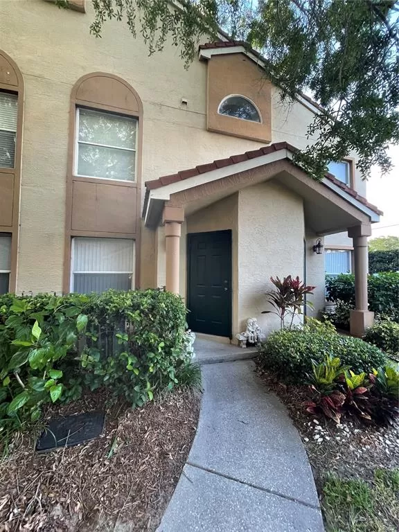 MLS: O5946834 Condo For Sale